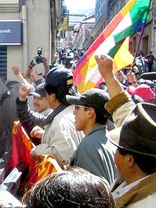 {EEDA3158-4E83-49C4-9ADC-7DB2914633D2}_2005JUN1_bolivia